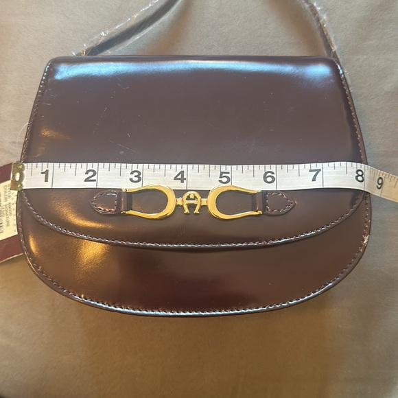 ETIENNE AIGNER CAVALIER COLLECTION SIGNATURE LEATHER SADDLE BAG - Picture 15 of 17